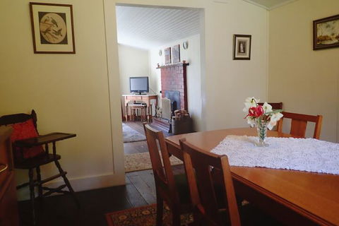 Glenbrook House And Cottage - Surfers Paradise Gold Coast 6