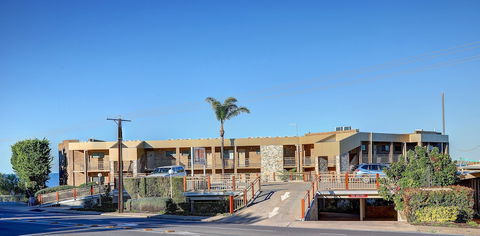 Limani Port Lincoln - Surfers Paradise Gold Coast 0