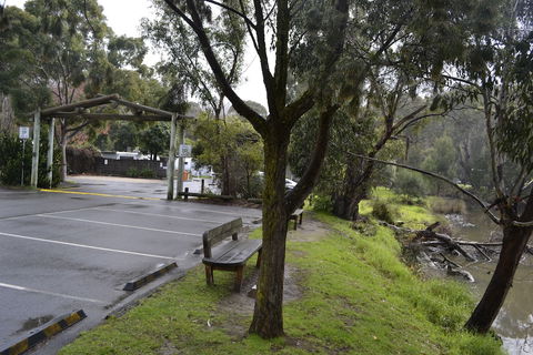 Lorne Foreshore Caravan Park - Surfers Paradise Gold Coast 0