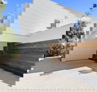 Seahaven Village - Surfers Paradise Gold Coast