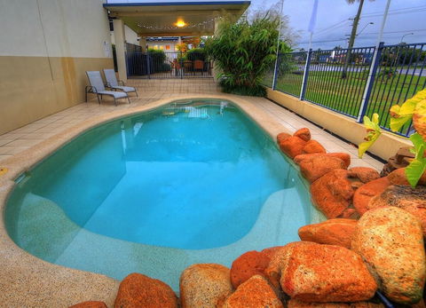 Tropixx Motel & Restaurant - Surfers Paradise Gold Coast 3