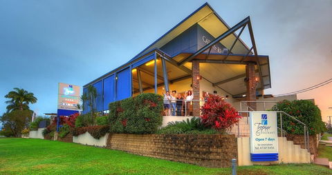 Tropixx Motel & Restaurant - Surfers Paradise Gold Coast 0