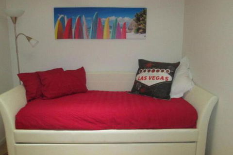 Noosa Terrace & Belmondos Waterfront Resort - Surfers Paradise Gold Coast 2