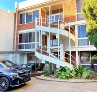Bay Breeze Boutique Accommodation - Surfers Paradise Gold Coast