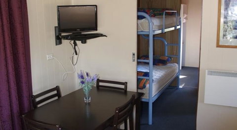 Launceston Holiday Park Legana - Surfers Paradise Gold Coast 2