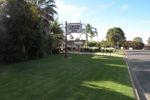 Corowa Motor Inn - Surfers Paradise Gold Coast 1