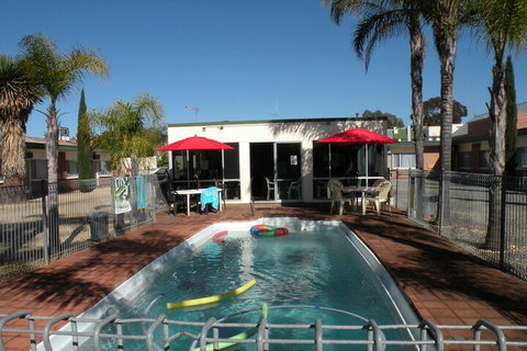 Corowa Motor Inn - Surfers Paradise Gold Coast 3