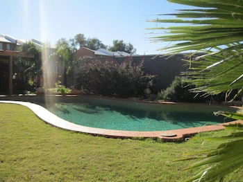 Desert Rose Inn Alice Springs - Surfers Paradise Gold Coast 0