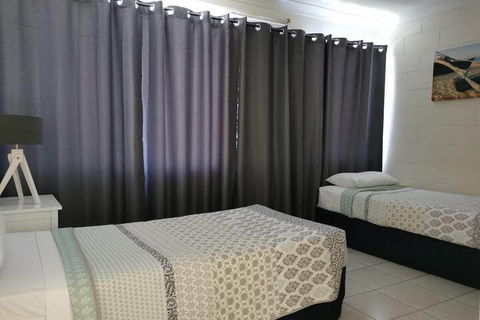 Palm Waters Holiday Villas - Surfers Paradise Gold Coast 5