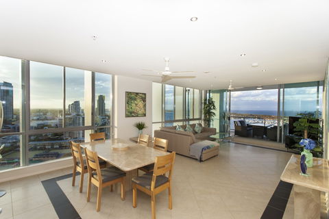 Brighton On Broadwater Shores - Surfers Paradise Gold Coast 6