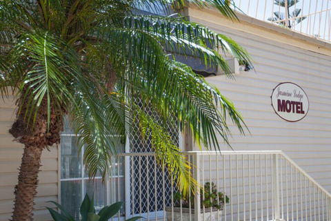 Jasmine Lodge Motel - Surfers Paradise Gold Coast 1