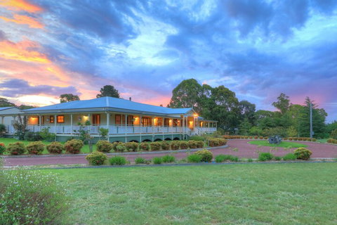 Logger's Rest - Surfers Paradise Gold Coast 4