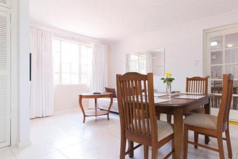 Marys Bed & Breakfast - Surfers Paradise Gold Coast 2