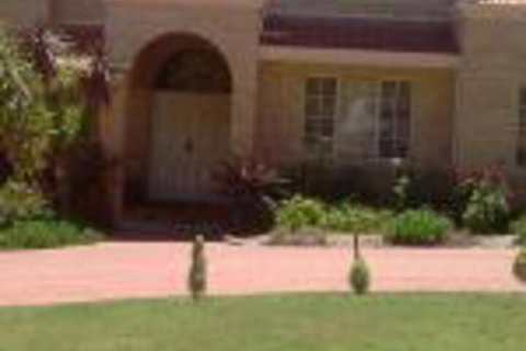 Marys Bed & Breakfast - Surfers Paradise Gold Coast 0