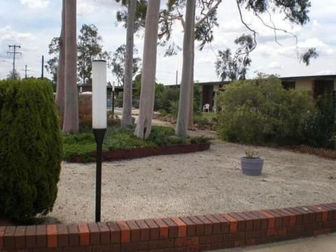 Riviana Motel - Surfers Paradise Gold Coast 3