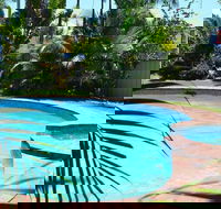 Rockhampton Riverside Central Hotel - Surfers Paradise Gold Coast