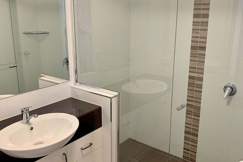 Sea Point Ocean Apartments - Surfers Paradise Gold Coast 4