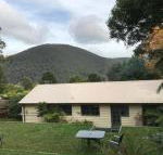 Warburton Holiday House - Surfers Paradise Gold Coast