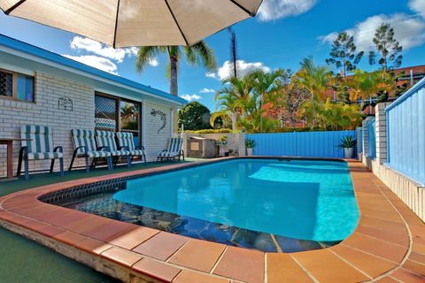 Cara Motel - Surfers Paradise Gold Coast 6