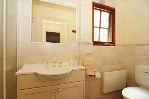 Daisy Cottage - Surfers Paradise Gold Coast 6