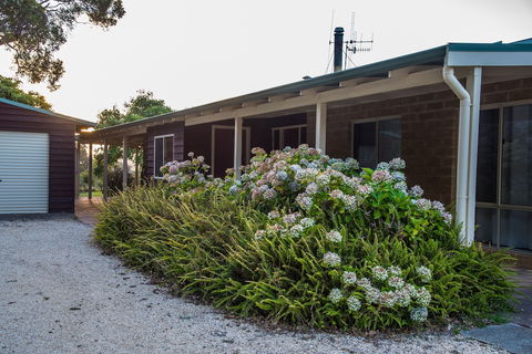 Cape Howe Cottages - Surfers Paradise Gold Coast 6
