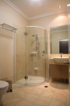 Emerald Executive Apartments - Surfers Paradise Gold Coast 2
