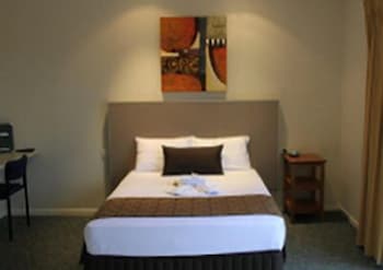 Emerald Executive Apartments - Surfers Paradise Gold Coast 4