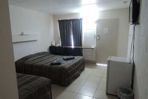 Motel 707 - Surfers Paradise Gold Coast 4