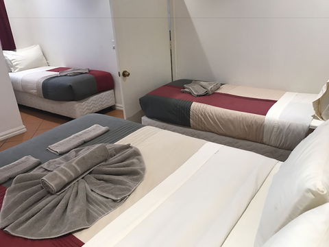 The Manly Lodge Boutique Hotel - Surfers Paradise Gold Coast 6