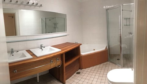 The Manly Lodge Boutique Hotel - Surfers Paradise Gold Coast 4