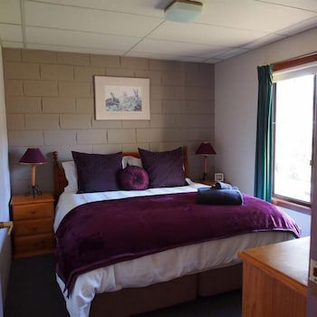 Forest Lodge Chalets - Surfers Paradise Gold Coast 2