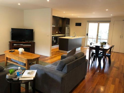 Chill Apartment - Surfers Paradise Gold Coast 3
