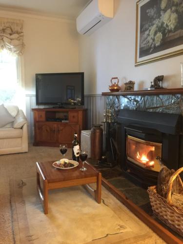 Bessies Cottage - Surfers Paradise Gold Coast 3
