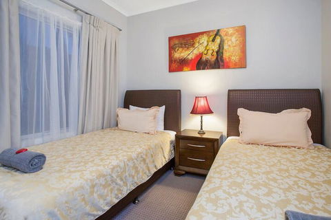 Hahndorf House B&B - Surfers Paradise Gold Coast 6
