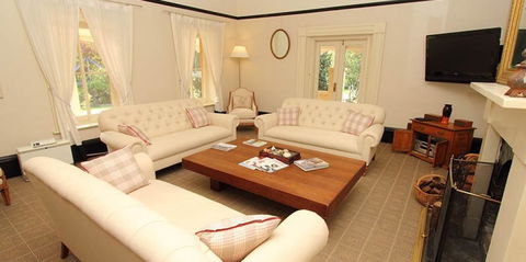 Fitzroy Inn Historic Retreat - Surfers Paradise Gold Coast 1