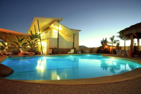 Mayfair Motel Emerald - Surfers Paradise Gold Coast 4