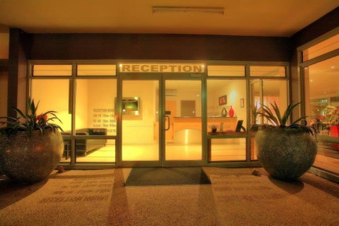 Mayfair Motel Emerald - Surfers Paradise Gold Coast 3