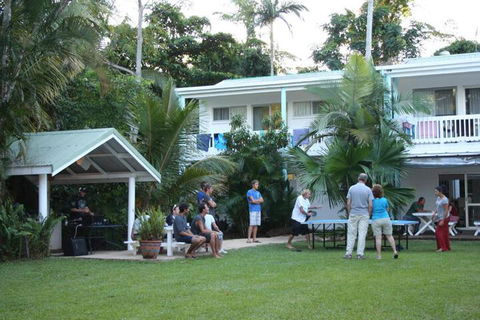 Absolute Backpackers Mission Beach - Surfers Paradise Gold Coast 3