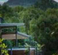 Babbling Brook Retreat - Surfers Paradise Gold Coast