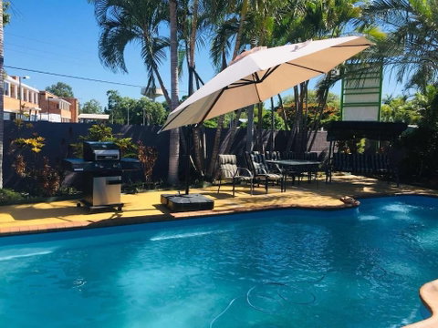 Emerald Highlands Motel - Surfers Paradise Gold Coast 2