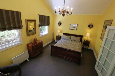 Mirkwood Forest Self Contained Spa Cottages - Surfers Paradise Gold Coast 5