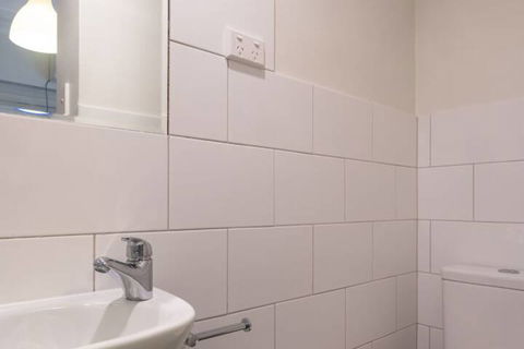 Highfield Hotel - Surfers Paradise Gold Coast 7