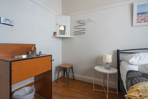 Highfield Hotel - Surfers Paradise Gold Coast 5
