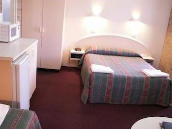 Cedar Lodge Motel - Surfers Paradise Gold Coast 3