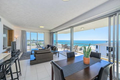 On The Beach Resort Bribie Island - Surfers Paradise Gold Coast 0