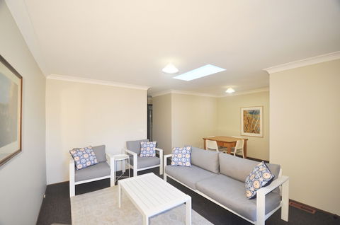 Katoomba Townhouses - Surfers Paradise Gold Coast 2
