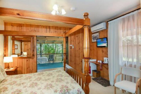 Peppertree Cottage - Surfers Paradise Gold Coast 4