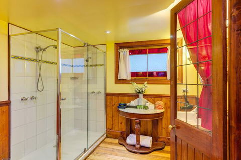 Arcadia Cottages - Surfers Paradise Gold Coast 6