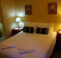 Curtis Cottage - Surfers Paradise Gold Coast