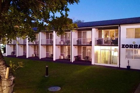 Zorba Motel - Surfers Paradise Gold Coast 1